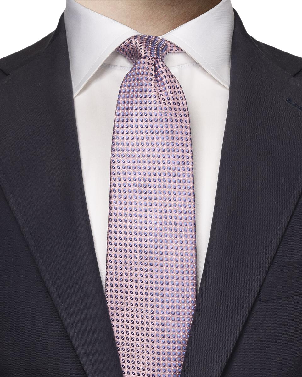 Hellviolette Seidenkrawatte mit geometrischem Muster