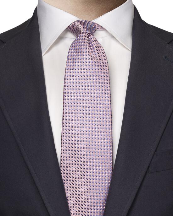 Hellviolette Seidenkrawatte mit geometrischem Muster