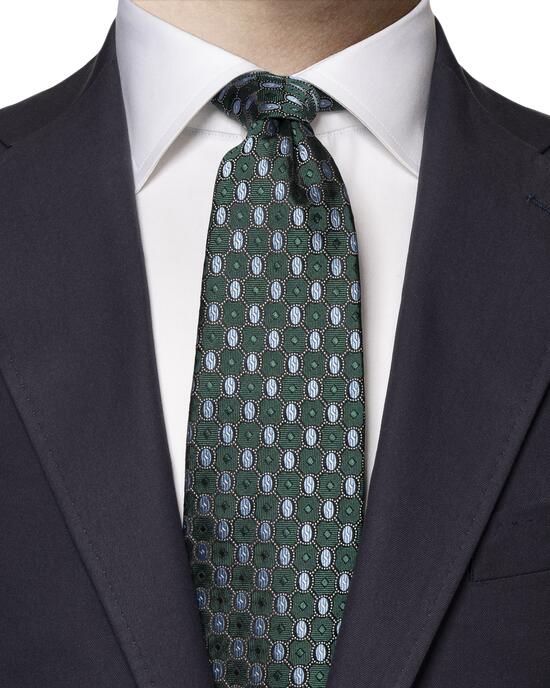 Grne Seidenkrawatte